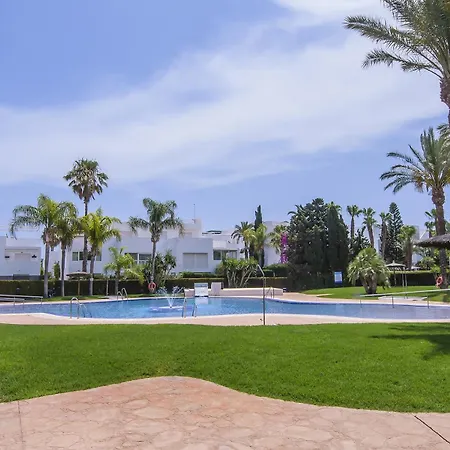 Playa El Oasis Bajo Con Jardin Y Piscinas *