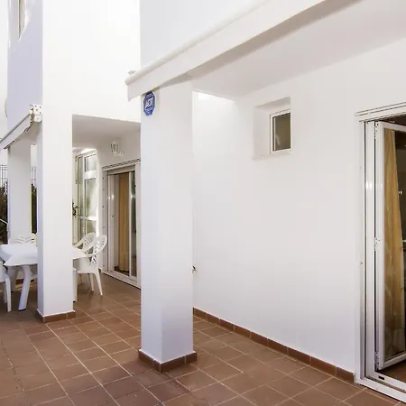 Apartment Playa El Oasis Bajo Con Jardin Y Piscinas